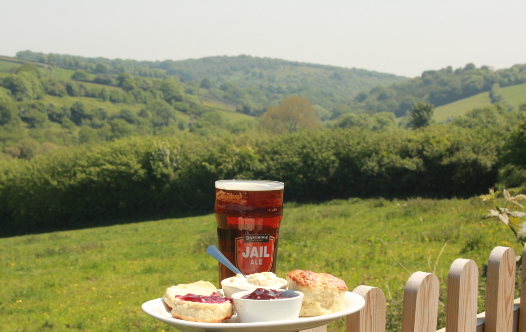 Cream-Tea-and-Beer