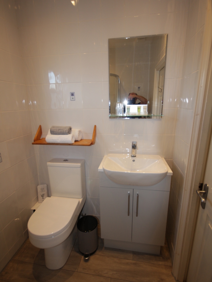 Room-3-Shower-Room