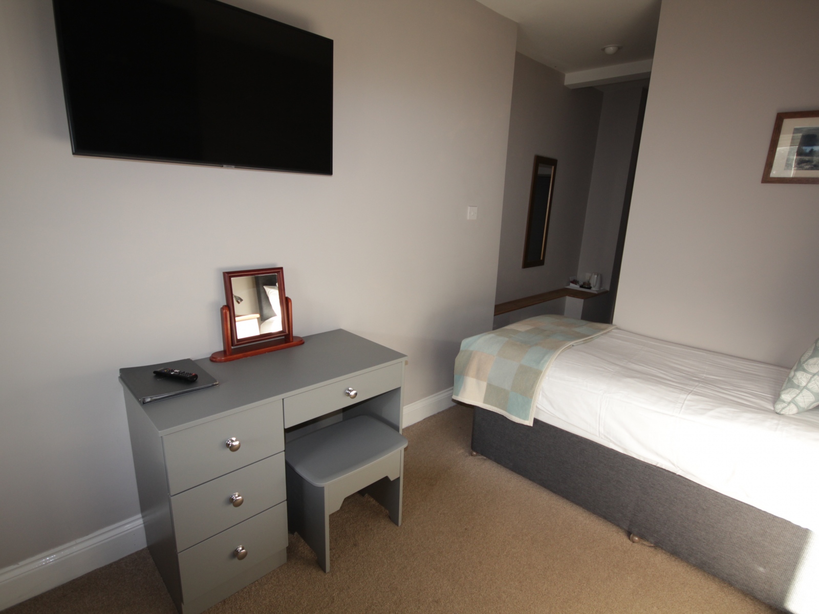 Room-3